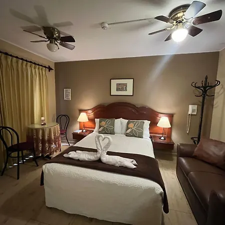 Solis Dies Hotel-3